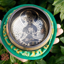 Carregar imagem no visualizador da galeria, Conjunto de taças tibetanas - Green Tara 10cm (min 400gm)
